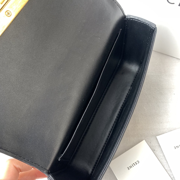 スーパーコピーブランドバッグ角部分ディテール